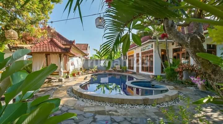 For Sale Homestay 8 Bedrooms Close In The Middle Rice Field