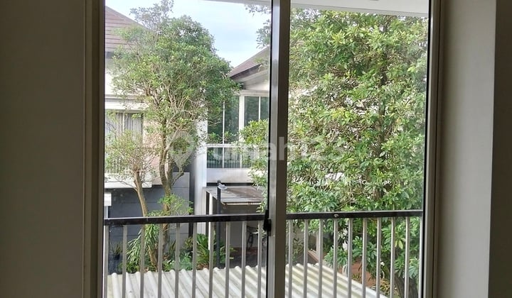 Disewakan Rumah Serenia Hills Lebak Bulus