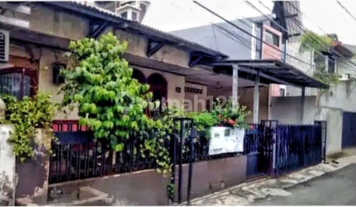Dijual Rumah Dekat Akses MRT Cipete