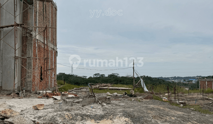 Land Plot Ready to Build Strategic Location Suitable for Residence or Investment