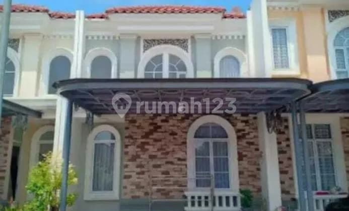For Sale 2.5-Story House 6x17 in Cluster La Seine Jgc Cakung En