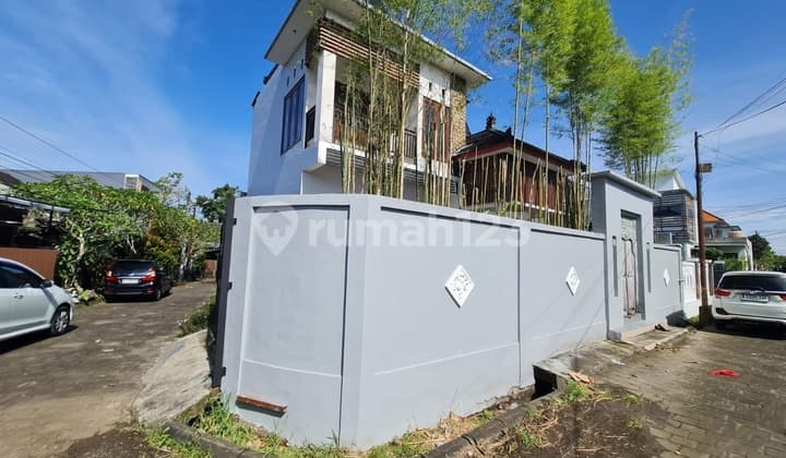 Rumah Modern Siap Huni Area Dekat ke Pantai Jimbaran