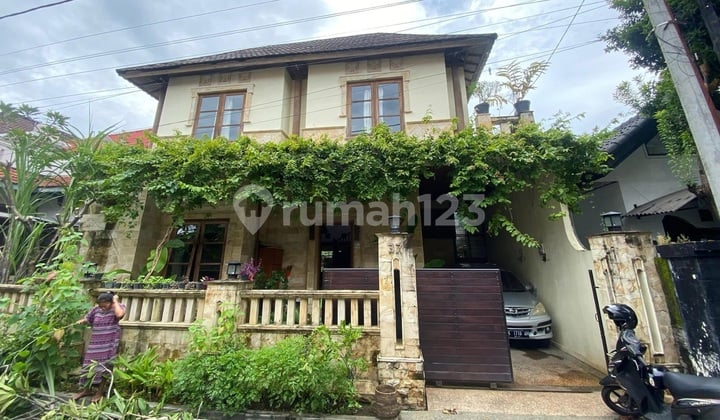 Rumah Siap Huni Interior Full Kayu Jati di Denpasar Selatan