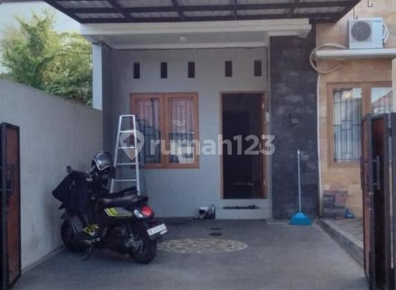 For Rent New Minimalist House in the Center of Renon
