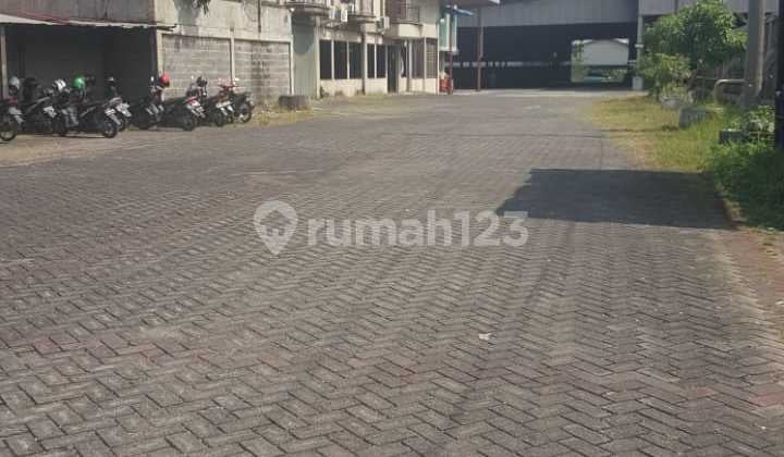 Former Factory in Kebomas Gresik