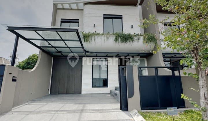 Rumah Baru di Graha Family, Surabaya Barat