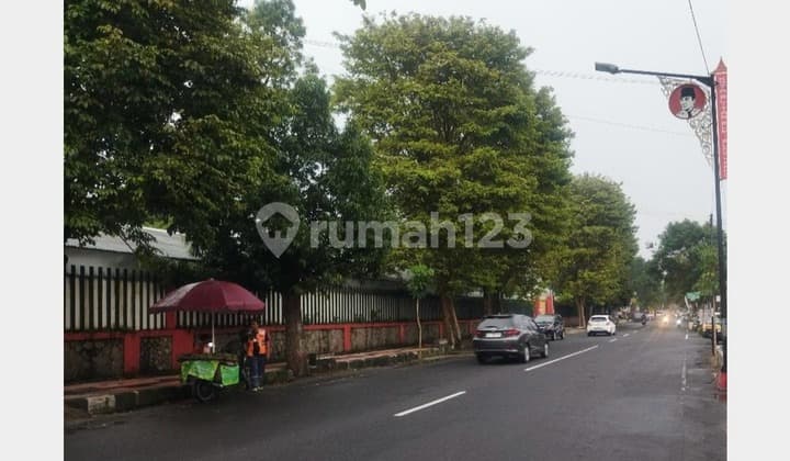 Murah Poll Ex Pabrik Hitung Tanah Saja di Jalan Raya Kota Blitar