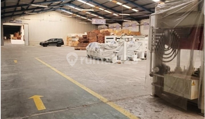 Ex Factory, Nice and Strategic Location in Sukoharjo, Solo, Central Java Ex Factory, Nice and Strategic Location in Sukoharjo, Solo, Central Java