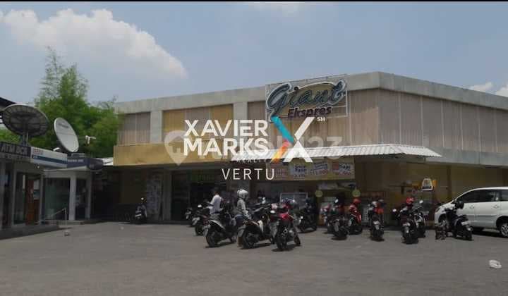 Limited Komersial Area, Hook, Giant Kedungsari, Surabaya