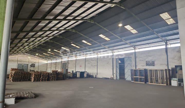 Gudang Kalianak 8jt/meter Surabaya Luas 11650m2 Bentuk Trapesium