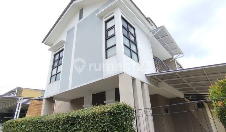 Rumah Asri Hook 2 Lantai Cluster Siap Huni di Cihanjuang