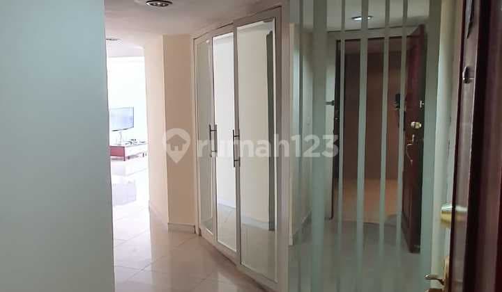 Orchid Garden Condominium, 2+1 Bedrooms, Strategic Location in West Jakarta