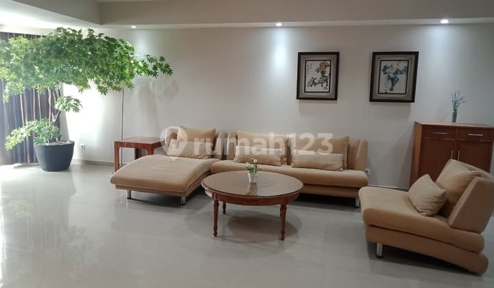 Kondominium Taman Anggrek, 2+1 Bedrooms, Lokasi Strategis Di Jakarta Barat