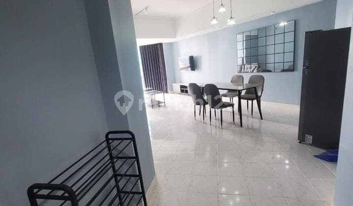 Kondominium Taman Anggrek,2+1 Bedrooms, Furnish Bagus