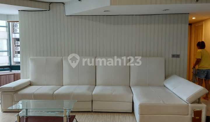 Kondo Ta 3+1 Bedrooms Furnished Good Strategic Location in West Jakarta