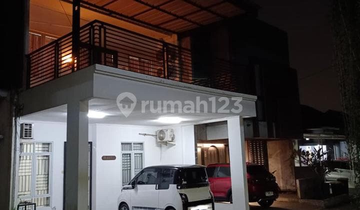 Dijual Rumah 2 Lantai Grand View Karawaci Cluster Monde Vista Full Furnished 3+1 Kamar Tidur Carport 2 Mobil Plus Point: Lokasi Strategis di Kawasan Grand View Karawaci yang Berkembang Pesat Berada di Dalam Cluster Monde Vista yang Nyaman dan Aman Banguna
