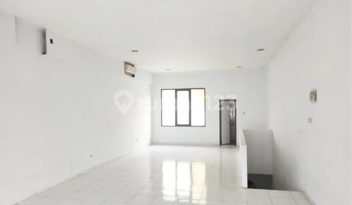 Disewa ruko 2 lt di batununggal indah raya