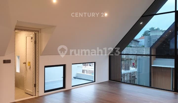 Rumah Baru Smart Home di Setra Duta Bandung