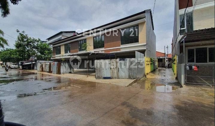 New Shop House Ready to Use for Business in Mekar Wangi, Bandung City