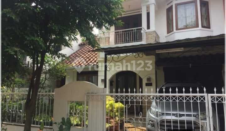 Dijual Cepat Rumah 2 Lantai, Asri, Nyaman & Tenang, Bebas Banjir di Perumahan Graha Cinere.