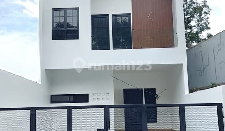 Rumah Baru Siap Huni Dalam Lingkungan Nyaman di Megapolitan Cinere.