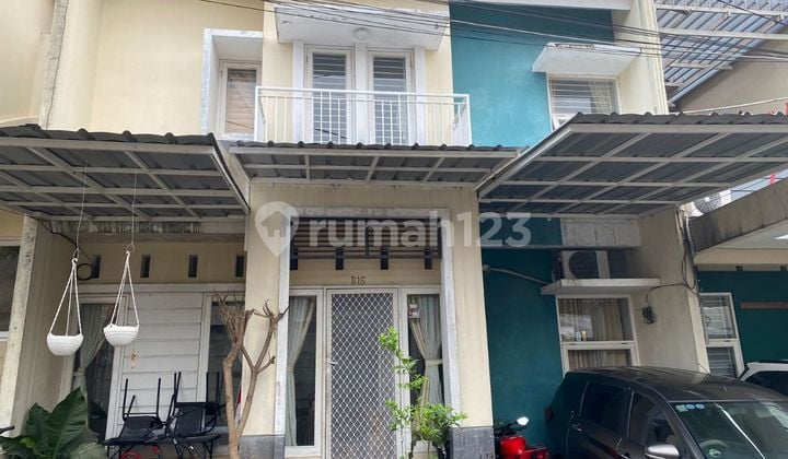 Rumah Semi Furnished Dalam Cluster Dekat Dengan Akses Tol Krukut Desari.