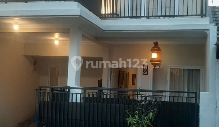 Rumah 2 Lantai Baru Renovasi Dalam Lingkungan Tenang Di Perumahan Griya Cinere Depok