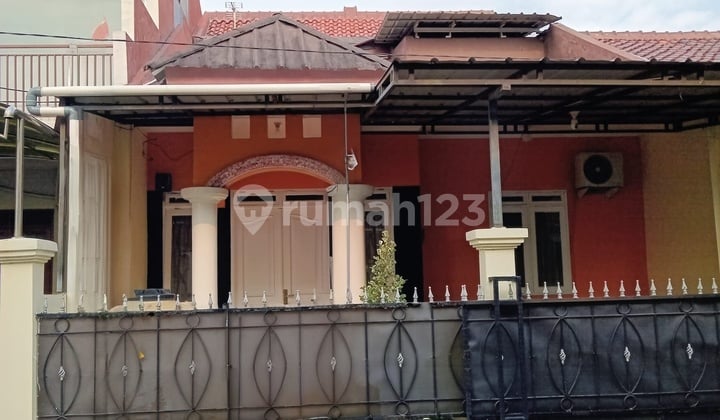 Rumah Fully Furnished Dalam Lingkungan Yang Tenang Di Gandul Cinere.