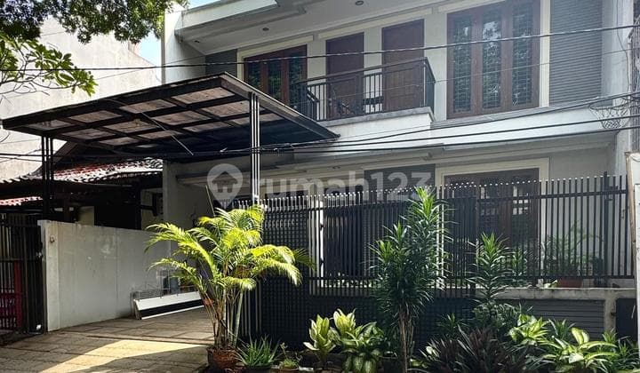 Dijual Rumah Asri & Nyaman Di Pondok Indah Jakarta Selatan.