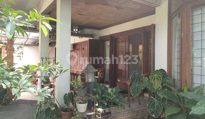 Rumah Siap Huni Lokasi Strategis Di Mega Cinere