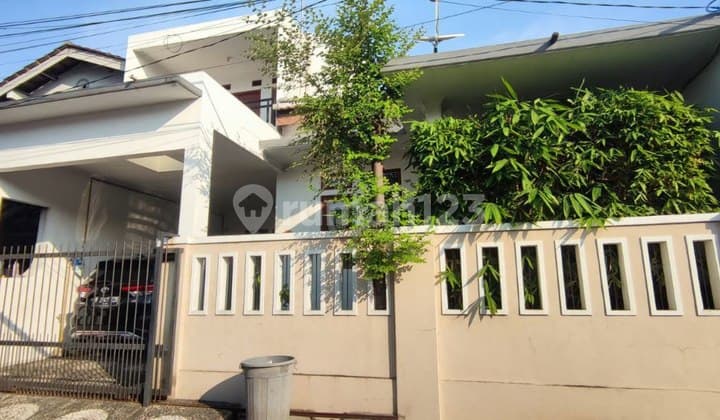 Dijual Rumah di Galaxy Dekat LRT