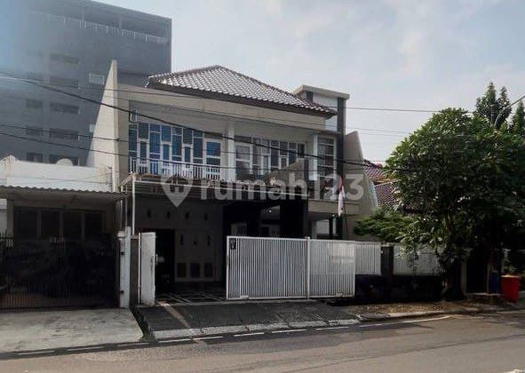 For Sale Elite Complex House in Taman Duren Sawit, 4 Large Car Road Row!!!