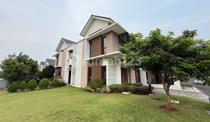 Dijual Termurah Rumah Hoek Burgundy Residence Summarecon Bekasi