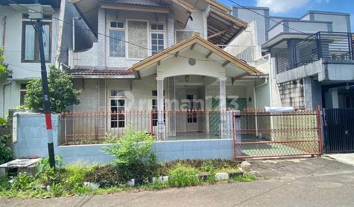For Sale Billy Moon House Facing Park