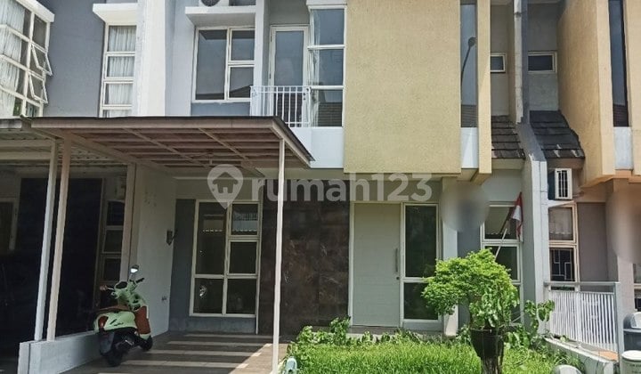 Dijual Cepat!!Rumah di Cluster Monte Farella Grand Wisata