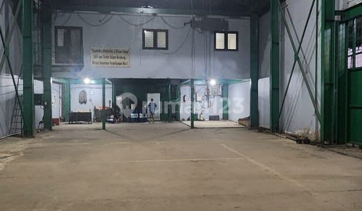 Ready-to-Use Warehouse in Herlambang, Kamal