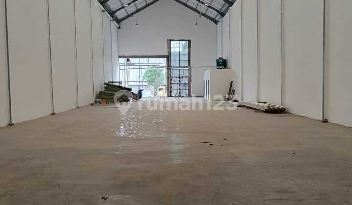 Gudang Siap Pakai Di Kapuk Peternakan