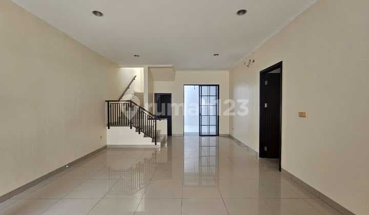 Rumah Disewakan Di Greenlake Karang Tengah