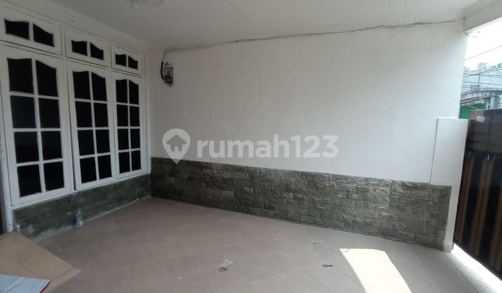 Dijual Rumah Alam Indah Cipondoh Tangerang 3 Kamar Strategis Dekat ke Bandara