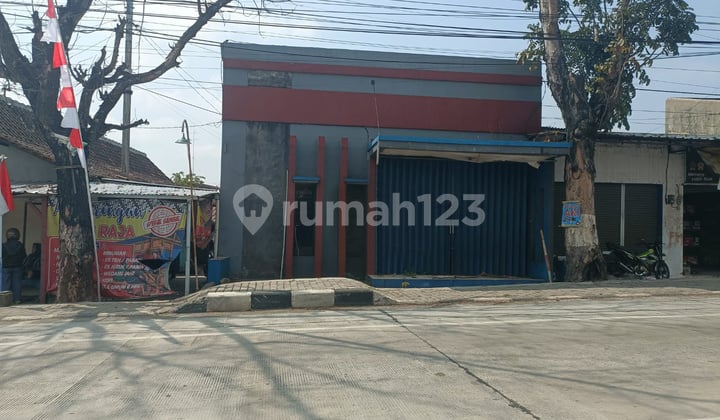 For Rent: Strategic Shop House on Solo Purwodadi Street, Kalioso