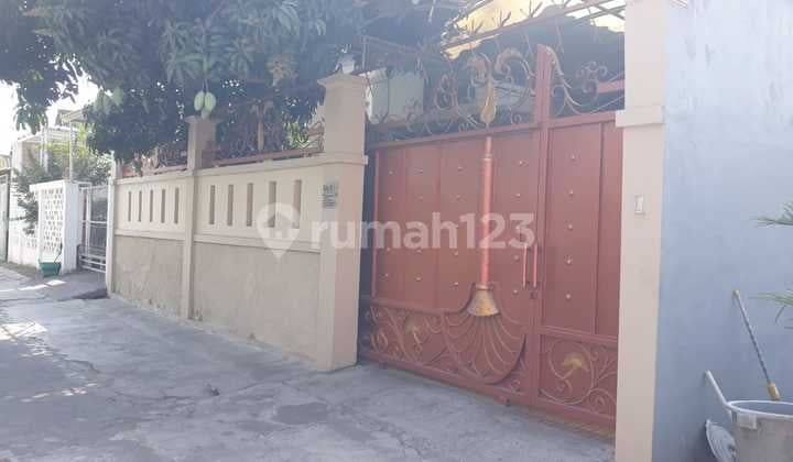 Rumah di Kawasan Perumahan Gentan, Siap Huni