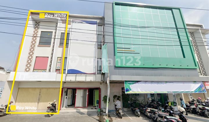 For Sale Shop House on Yos Sudarso Street, Dawung Solo, Near Solo Baru