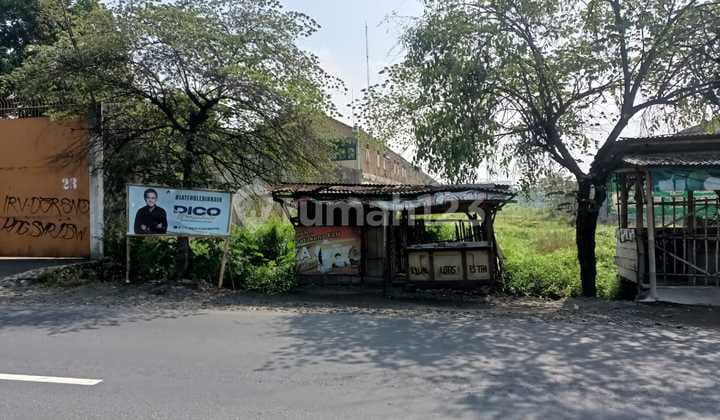 Dijual Tana Kawasan Pergudangan dan Bisnis di Kadilangu, Baki