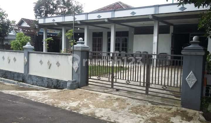 For Sale Spacious House in Jumantono, Karanganyar