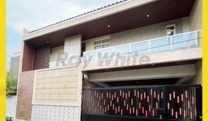 Rumah Mewah 2 Lantai kawasan Elite di Baturan, Colomadu