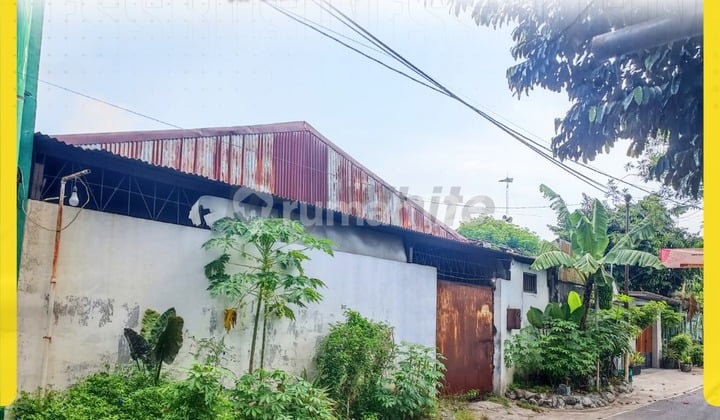 Gudang Kawasan Kampung Batik Laweyan, Solo, Ideal u/ Usaha Batik