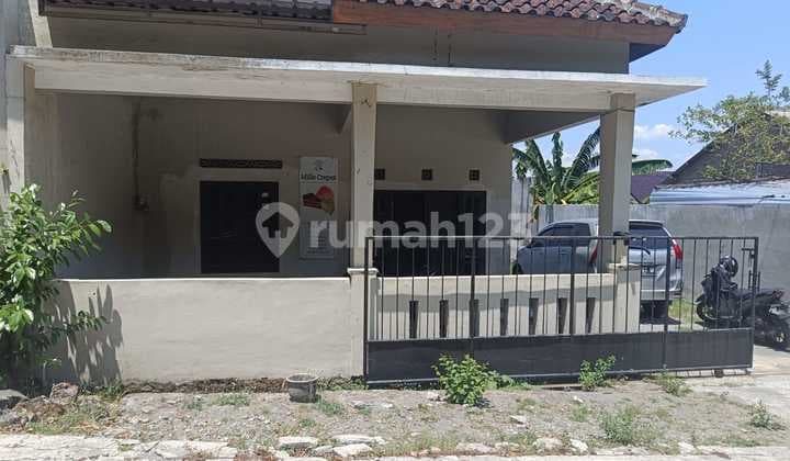 Dijual Rumah di Wonorejo, Gondangrejo Siap Huni