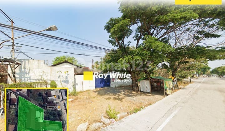Bonus Land with Building on Solo-Purwodadi Road, Selokaton, Gondangrejo