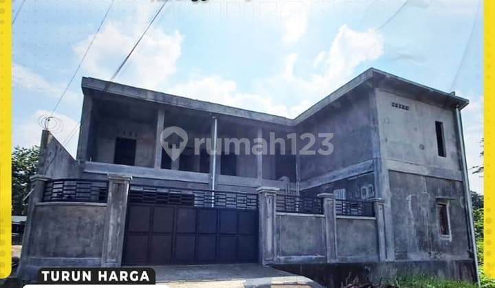 Turun Harga! Rumah Besar 3 Lantai Posisi Hook di Boyolali Cuma 400 Jutaan