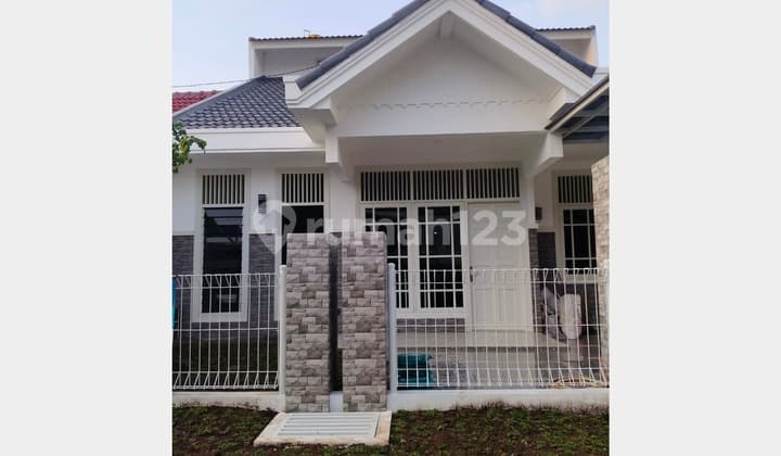 Rumah Siap Huni, Strategis Dekat Univ. Its, Surabaya